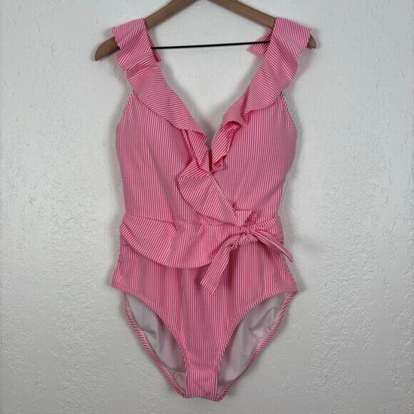 Lilly Pulitzer Delphie One-Piece Swimsuit Size 14 - Picture 2 of 4